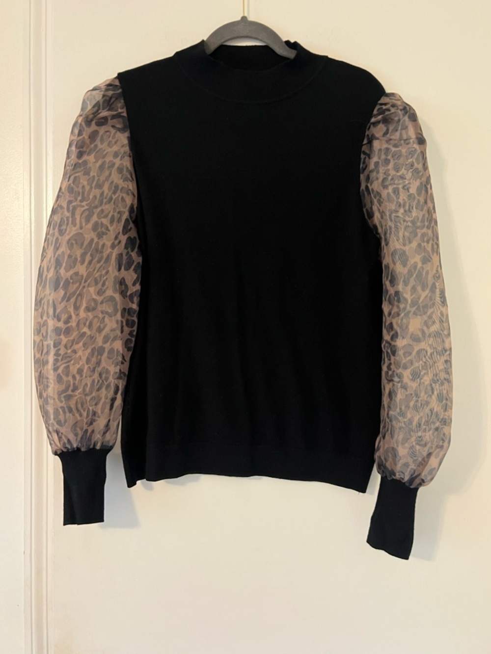 Black Sweater with Sheer Leopard Print Puff Sleeves no size fits like M (Z115)